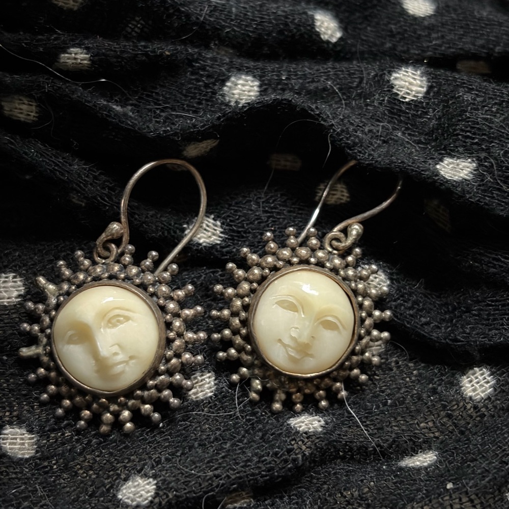 Elegant Cream Sunburst Earrings sterling